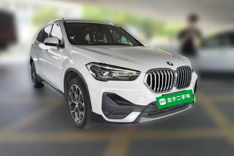 Used BMW X1 2021 sDrive25Li Leading Model Front Right 45 Deg