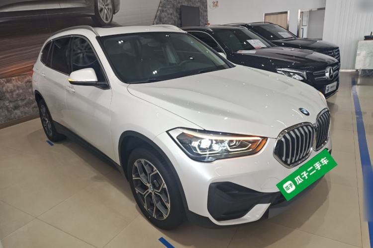 Used BMW X1 2021 sDrive25Li Leading Model Front Right 45 Deg