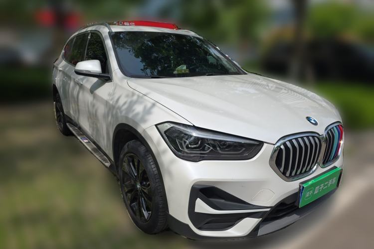 Used BMW X1 2021 Restyled sDrive20Li Fashion Version Front Right 45 Deg