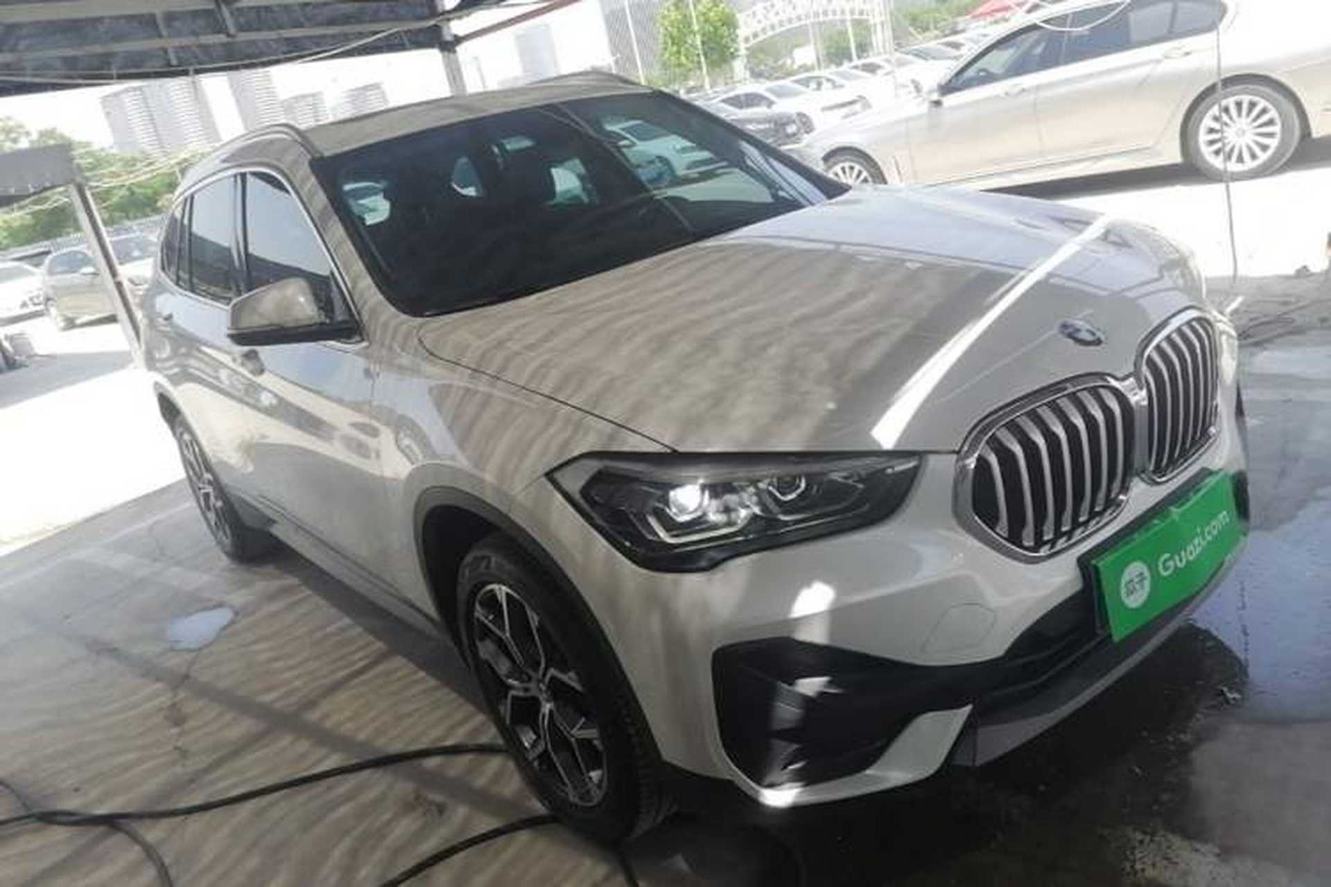 Used BMW X1 2021 Restyled sDrive25Li Leading Edition Front Right 45 Deg