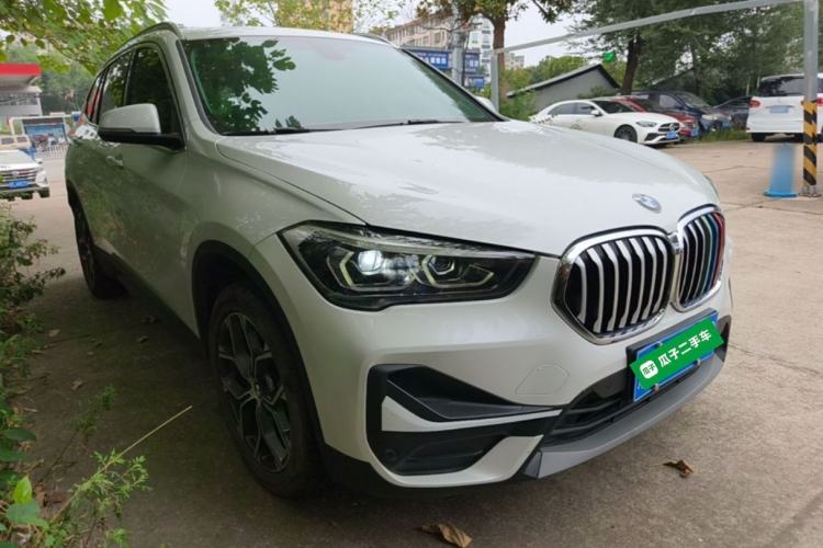 Used BMW X1 2021 Restyled sDrive25Li Leading Edition Front Right 45 Deg