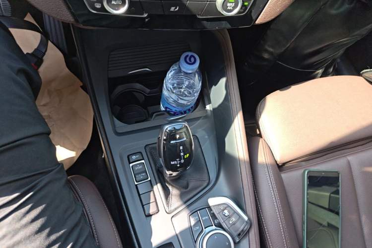 Used BMW X1 2021 Restyled sDrive25Li Leading Edition Gear Lever