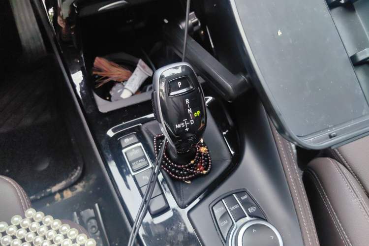 Used BMW X1 2021 Restyled sDrive20Li Premium Edition Gear Lever