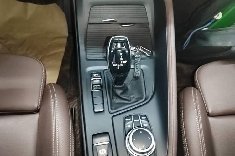 Used BMW X1 2021 Restyled sDrive25Li Leading Edition Gear Lever