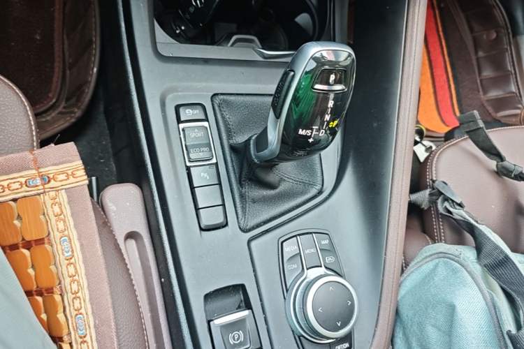 Used BMW X1 2021 sDrive25Li Leading Model Gear Lever