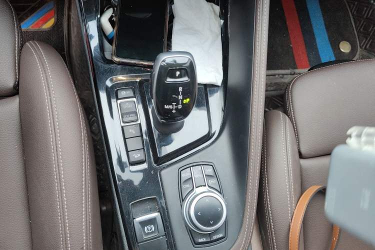 Used BMW X1 2021 xDrive25Li Luxury Model Gear Lever