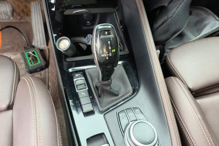 Used BMW X1 2021 sDrive20Li Premium Edition Gear Lever