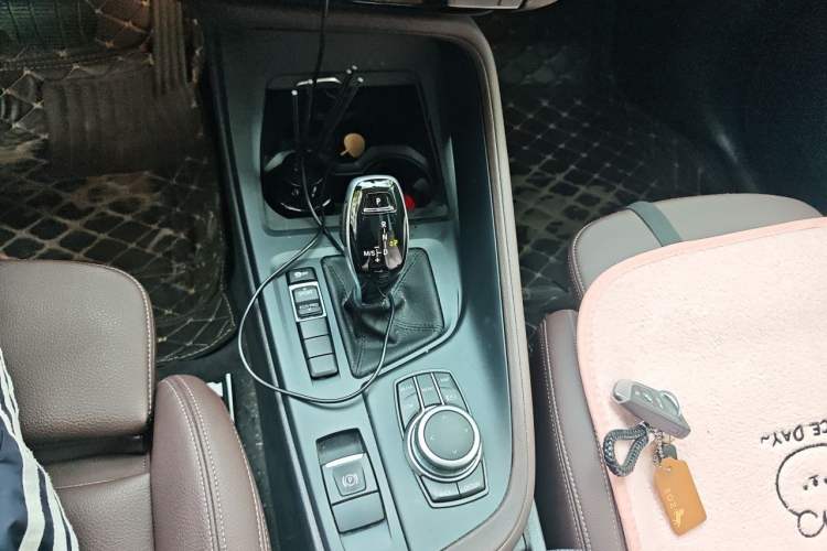 Used BMW X1 2021 sDrive25Li Leading Model Gear Lever