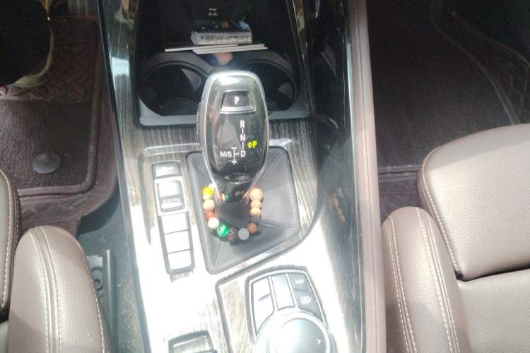 Used BMW X1 2021 sDrive25Li Leading Model Gear Lever