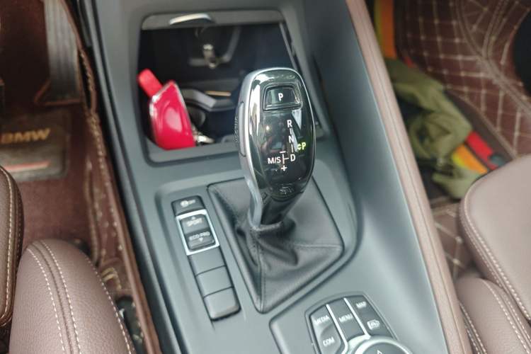 Used BMW X1 2021 Restyled sDrive25Li Leading Edition Gear Lever