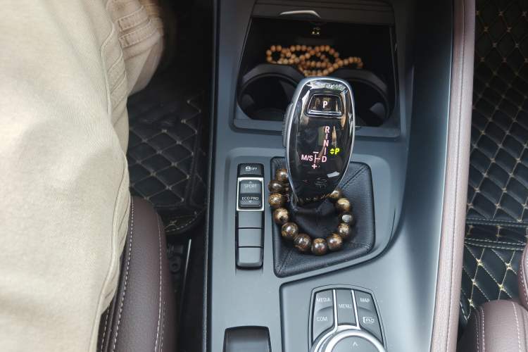 Used BMW X1 2021 Restyled sDrive25Li Leading Edition Gear Lever