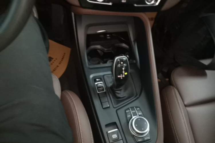 Used BMW X1 2021 Restyled sDrive25Li Leading Edition Gear Lever