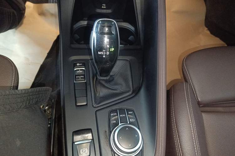 Used BMW X1 2021 Restyled sDrive25Li Leading Edition Gear Lever