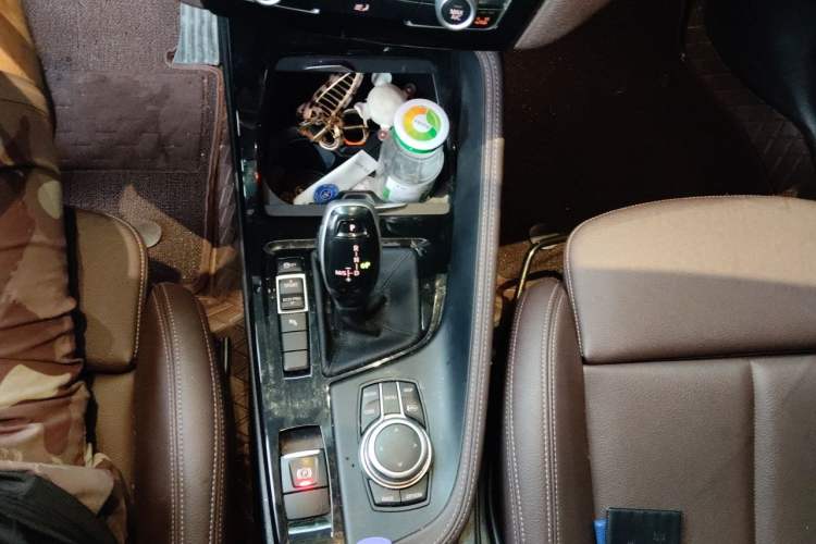 Used BMW X1 2021 sDrive20Li Premium Edition Gear Lever