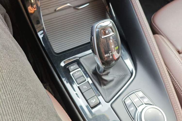 Used BMW X1 2021 xDrive25Li Luxury Model Gear Lever