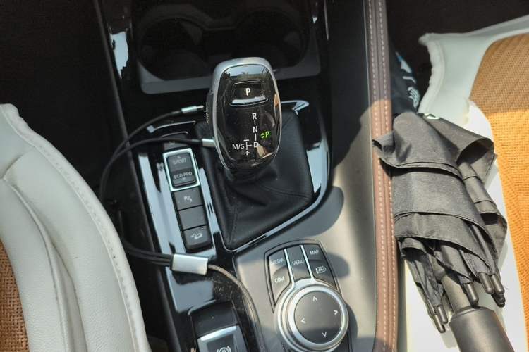 Used BMW X1 2021 xDrive25Li Luxury Model Gear Lever
