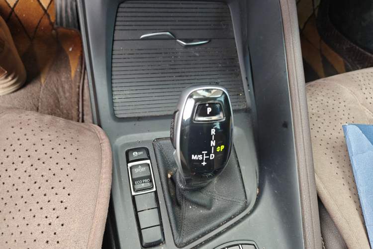 Used BMW X1 2021 sDrive25Li Leading Model Gear Lever