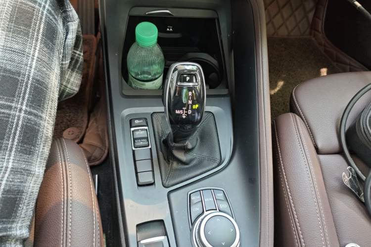 Used BMW X1 2021 Restyled sDrive25Li Leading Edition Gear Lever