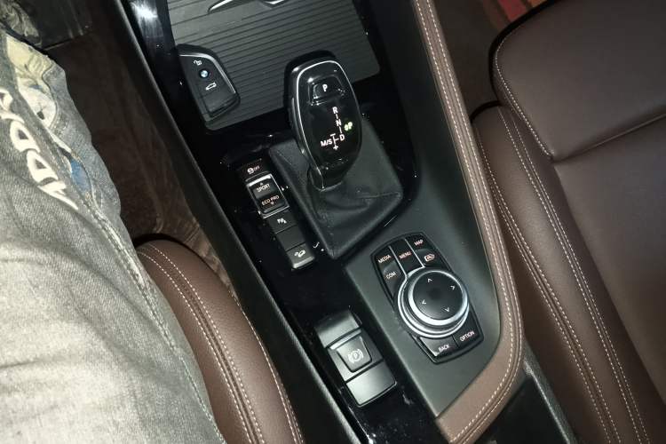Used BMW X1 2021 xDrive25Li Luxury Model Gear Lever