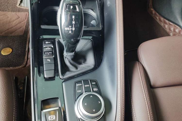 Used BMW X1 2021 Restyled sDrive20Li Premium Edition Gear Lever