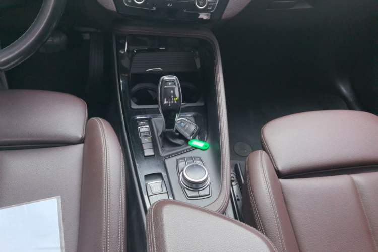 Used BMW X1 2021 sDrive20Li Premium Edition Gear Lever