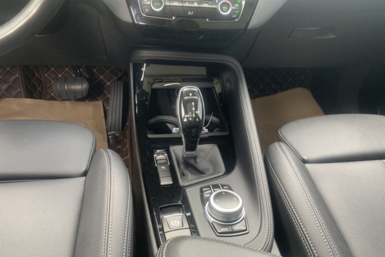 Used BMW X1 2021 sDrive20Li Premium Edition Gear Lever