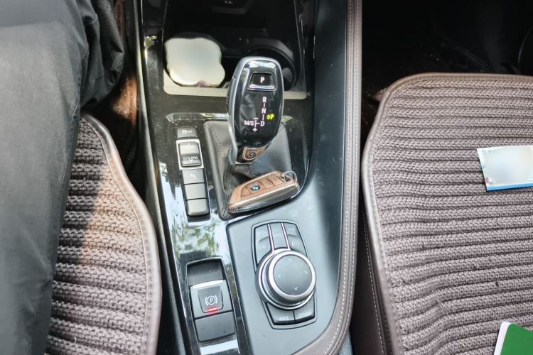 Used BMW X1 2021 Restyled sDrive20Li Premium Edition Gear Lever