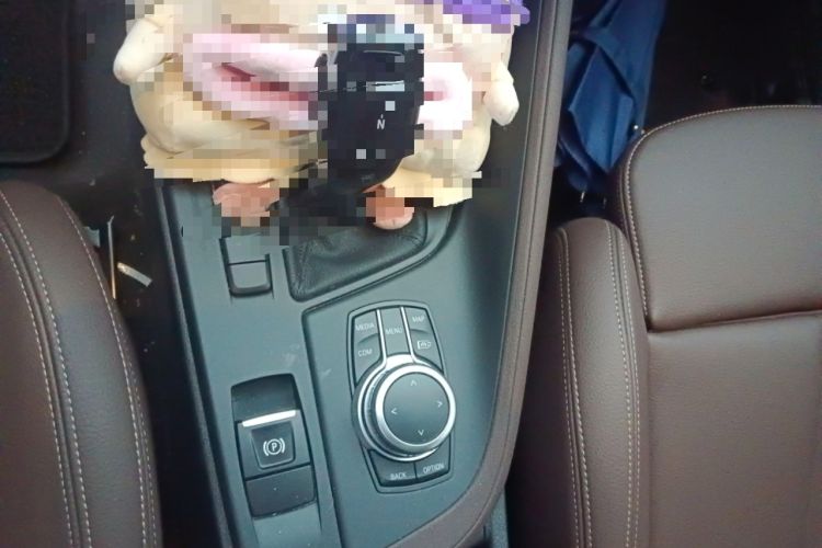 Used BMW X1 2021 sDrive25Li Leading Model Gear Lever