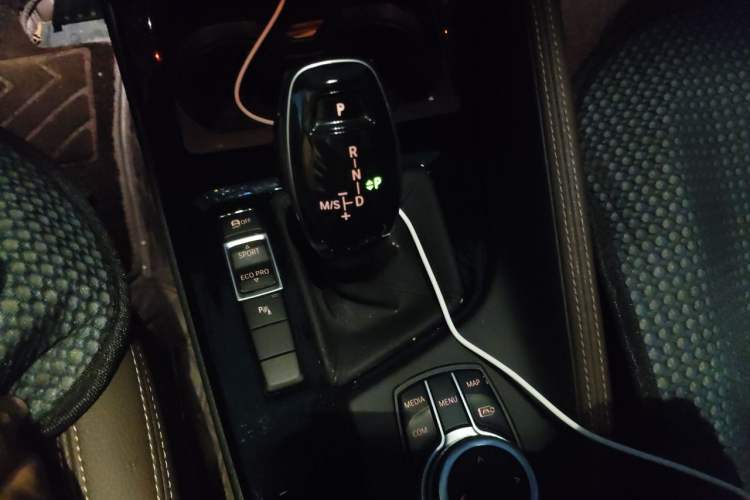 Used BMW X1 2021 sDrive20Li Premium Edition Gear Lever