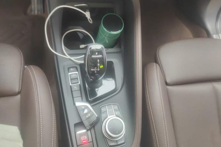 Used BMW X1 2021 sDrive25Li Leading Model Gear Lever