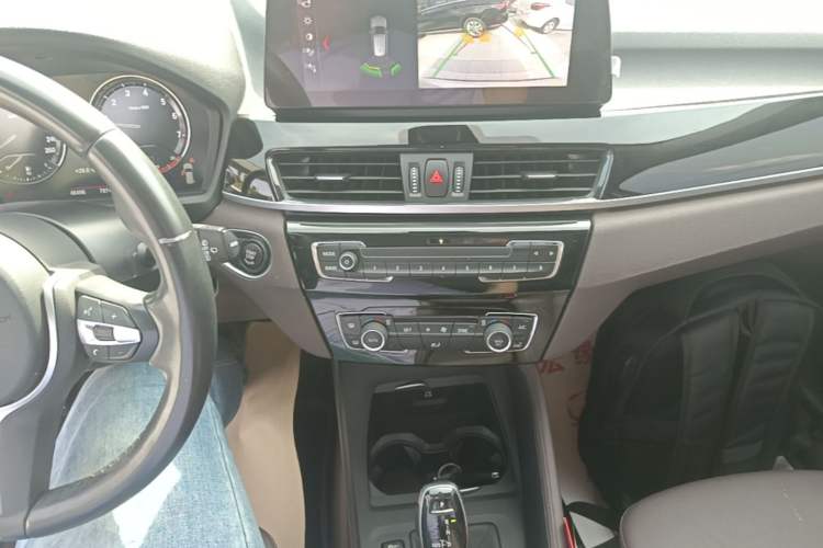 Used BMW X1 2021 sDrive25Li Leading Model Gear Lever