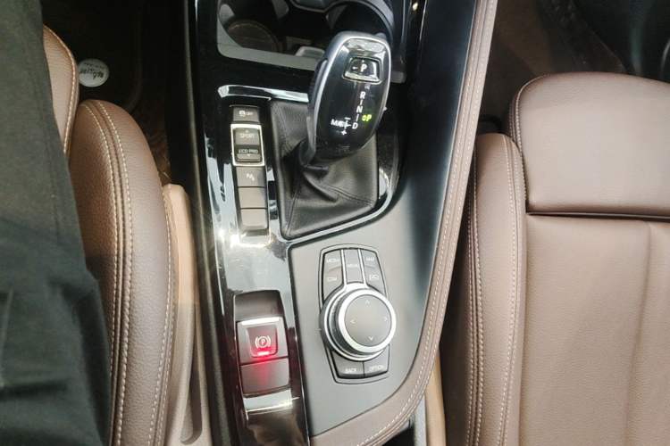 Used BMW X1 2021 sDrive20Li Premium Edition Gear Lever