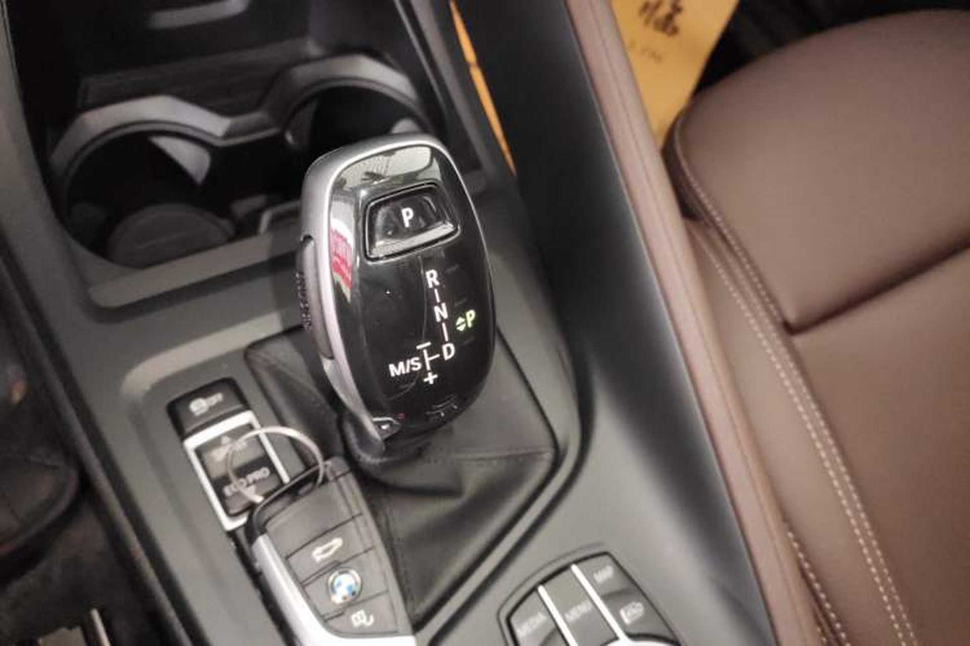 Used BMW X1 2021 sDrive25Li Leading Model Gear Lever
