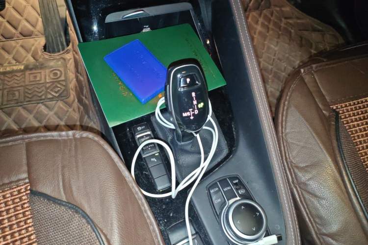 Used BMW X1 2021 sDrive20Li Premium Edition Gear Lever