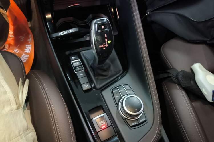 Used BMW X1 2021 Revised xDrive25Li Premium Edition Gear Lever