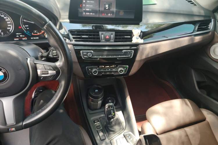 Used BMW X1 2021 sDrive25Li Leading Model Gear Lever