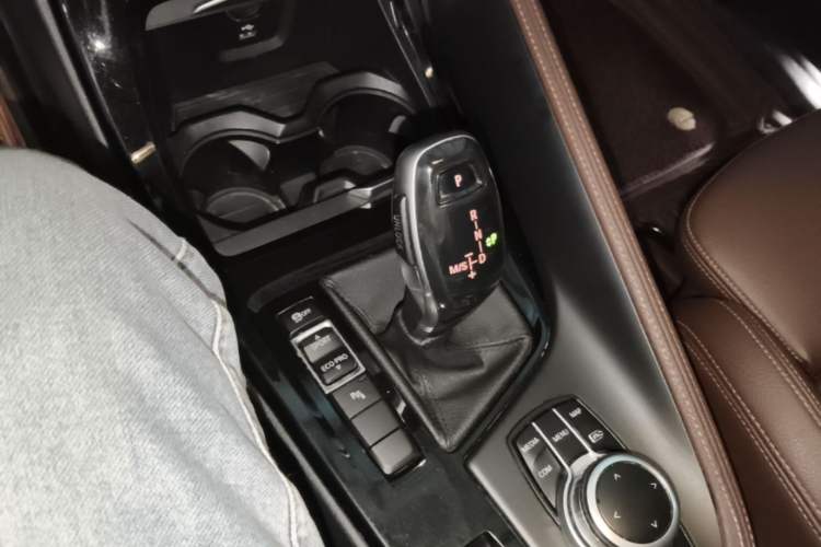 Used BMW X1 2021 Restyled sDrive20Li Premium Edition Gear Lever