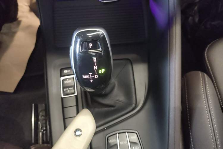 Used BMW X1 2021 sDrive25Li Leading Model Gear Lever