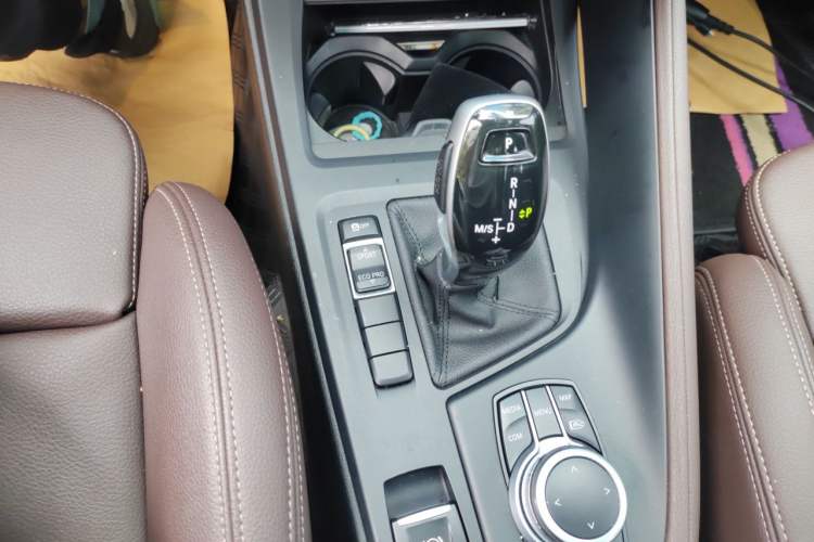 Used BMW X1 2021 Restyled sDrive25Li Leading Edition Gear Lever
