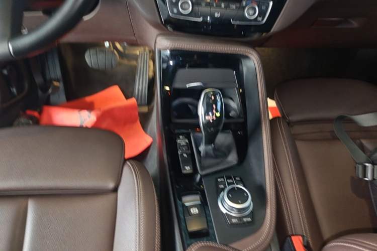 Used BMW X1 2021 xDrive25Li Luxury Model Gear Lever