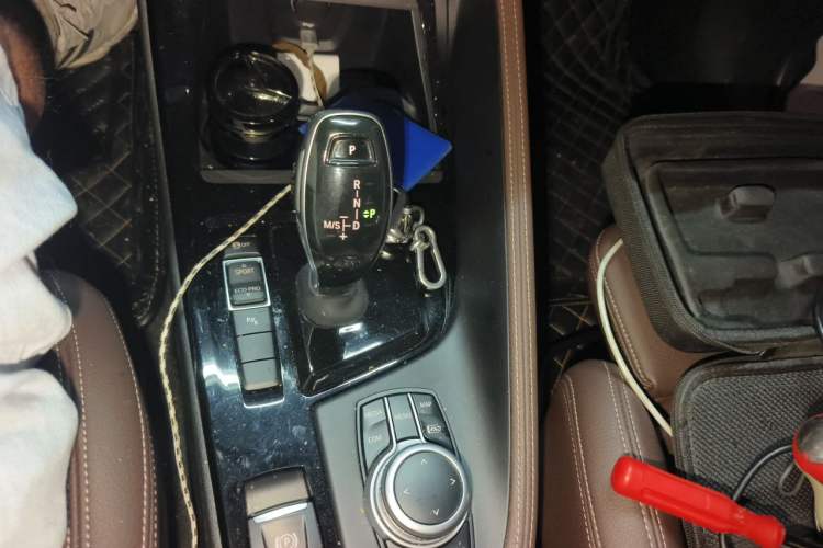 Used BMW X1 2021 sDrive20Li Premium Edition Gear Lever
