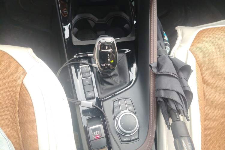 Used BMW X1 2021 xDrive25Li Luxury Model Gear Lever