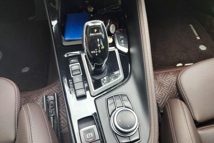 Used BMW X1 2021 xDrive25Li Luxury Model Gear Lever