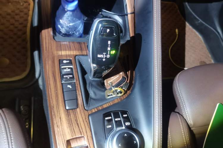 Used BMW X1 2021 Restyled sDrive20Li Premium Edition Gear Lever
