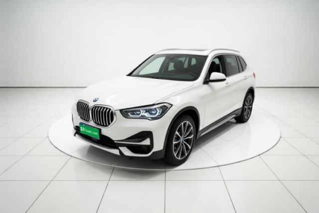Ojetý BMW X1 2021 sDrive20Li Premium Edition