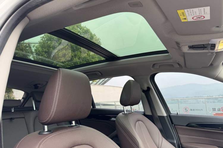 Used BMW X1 2021 Restyled sDrive25Li Leading Edition Headliner