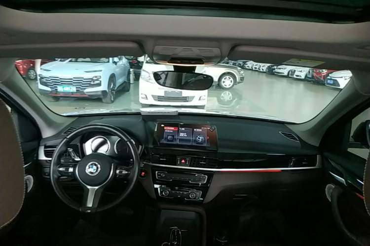 Used BMW X1 2021 sDrive25Li Leading Model Headliner