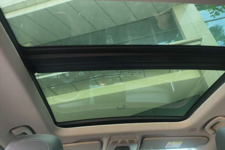 Used BMW X1 2021 Restyled sDrive25Li Leading Edition Headliner