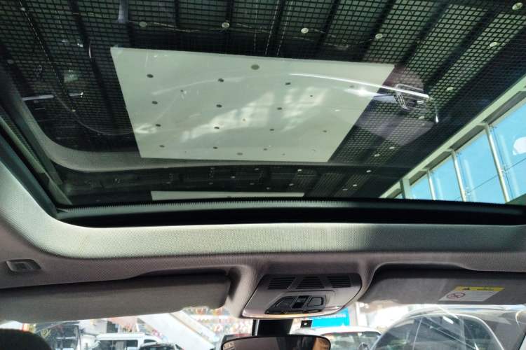 Used BMW X1 2021 sDrive20Li Premium Edition Headliner