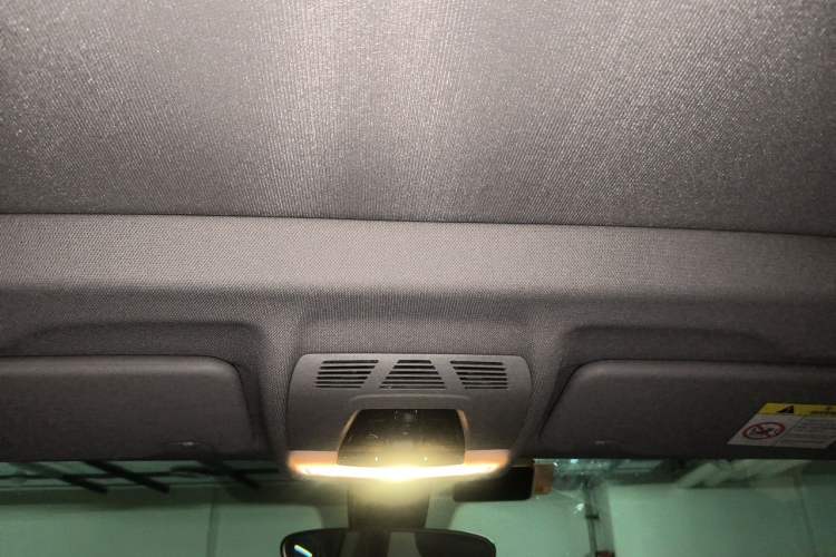Used BMW X1 2021 Restyled sDrive20Li Fashion Version Headliner